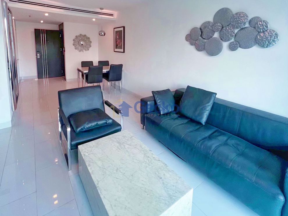 2 Bedrooms Condo in Sky Residences Pratumnak C011059 (Photo 2)