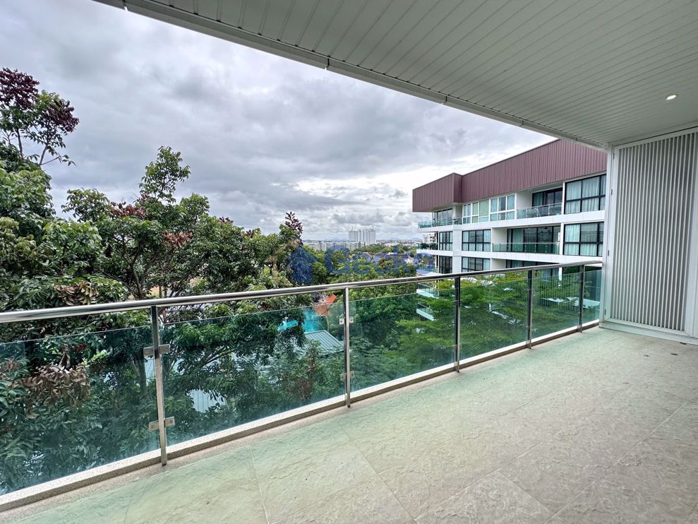 2 Bedrooms Condo in The Park Jomtien Jomtien C011064 (Photo 1)