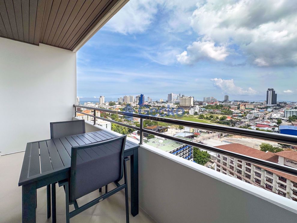 Studio Condo in PKCP Tower Central Pattaya C011103 (Cover Photo)