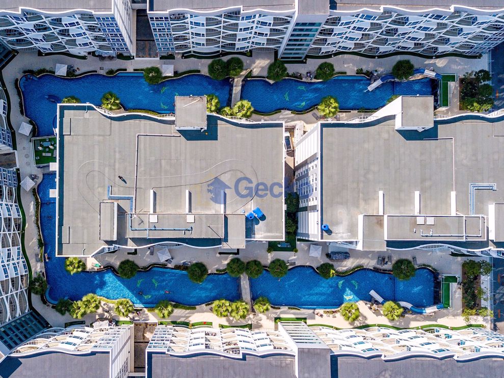 1 Bedroom Condo in Grand Avenue Central Pattaya C011105 (Photo 1)