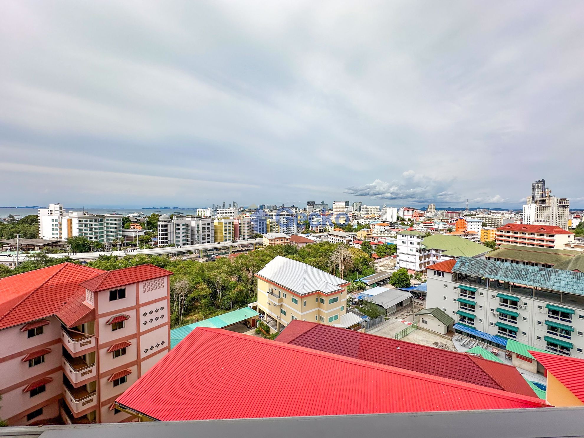 สตูดิโอ คอนโดมิเนี่ยม in Unixx South Pattaya พัทยาใต้ C011117