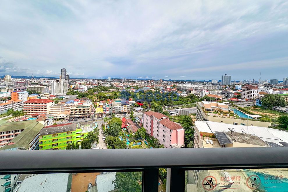 1 ห้องนอน คอนโดมิเนี่ยม in Unixx South Pattaya พัทยาใต้ C011121 (Cover Photo)