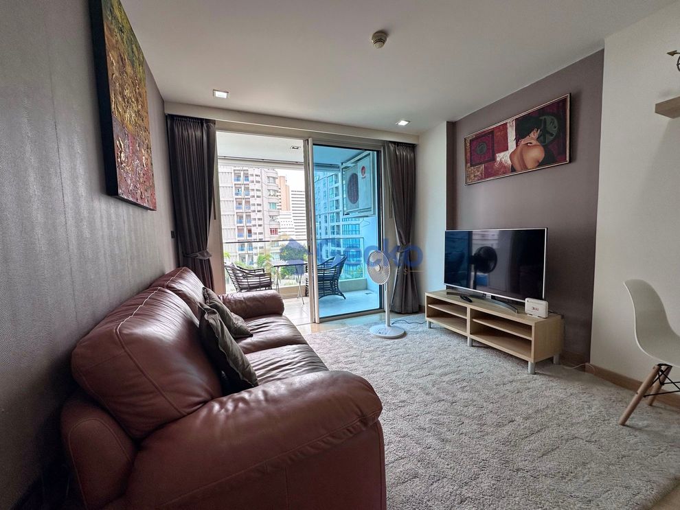 1 Bedroom Condo in The Cliff Pratumnak C011112 (Photo 4)