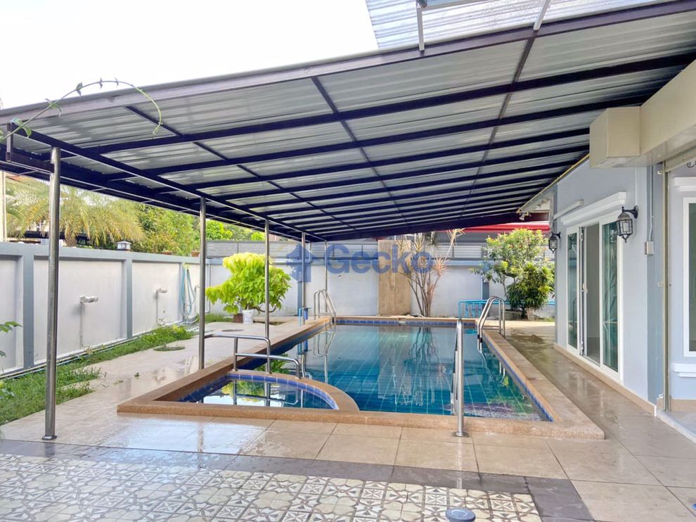 4 ห้องนอน บ้าน in Lake Side Court 3  พัทยาตะวันออก H011134 (Photo 2)