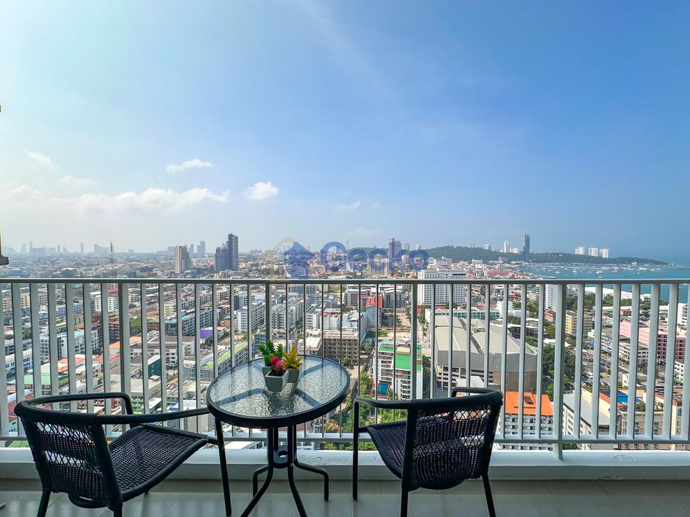 2 Bedrooms Condo in The Base Central Pattaya C011163 (Photo 1)