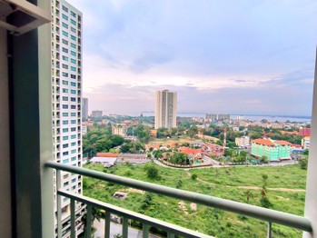 1 ห้องนอน คอนโดมิเนี่ยม in Lumpini Ville Wongamat วงศ์อมาตย์ C002979