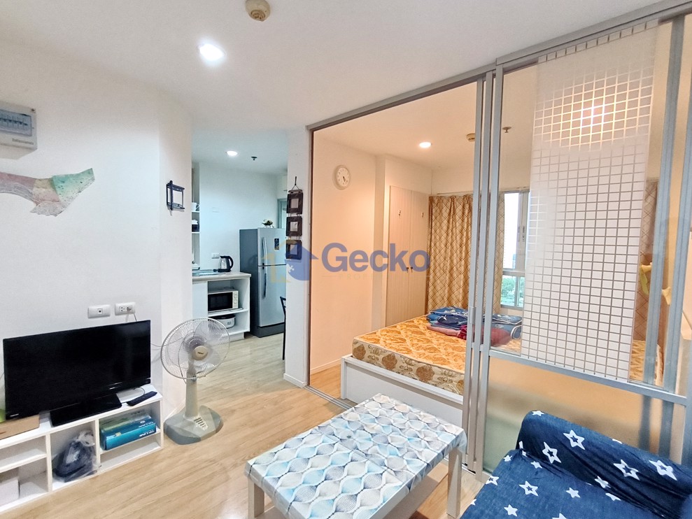 1 ห้องนอน คอนโดมิเนี่ยม in Lumpini Ville Wongamat วงศ์อมาตย์ C002979 (Photo 4)