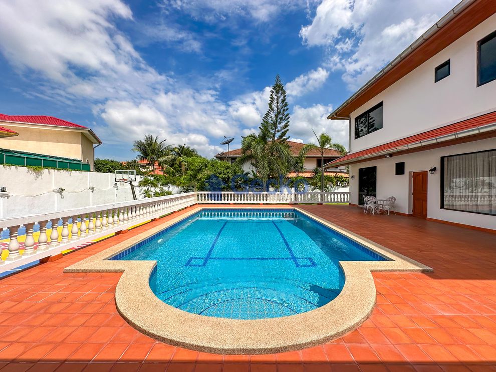 4 ห้องนอน บ้าน in Paradise Villas 1  พัทยาตะวันออก H011179 (Photo 4)