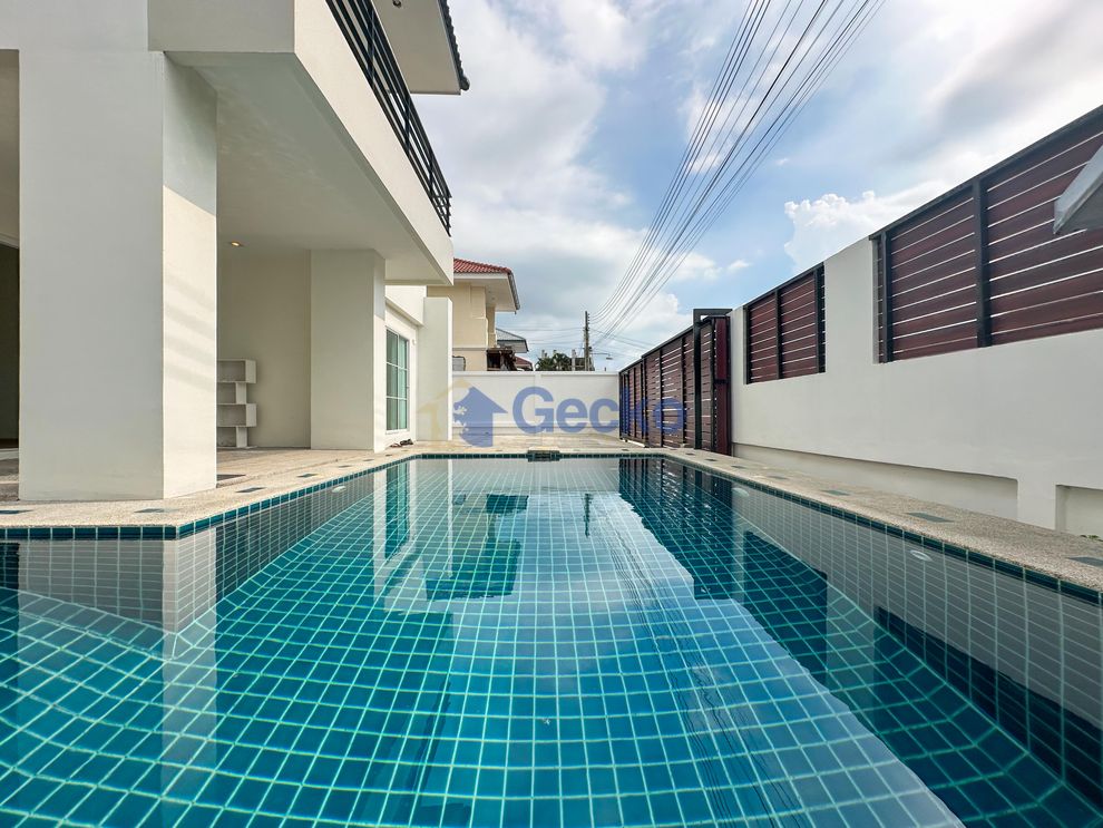 6 ห้องนอน บ้าน in View Point Villa Jomtien  จอมเทียน H010350 (Photo 2)