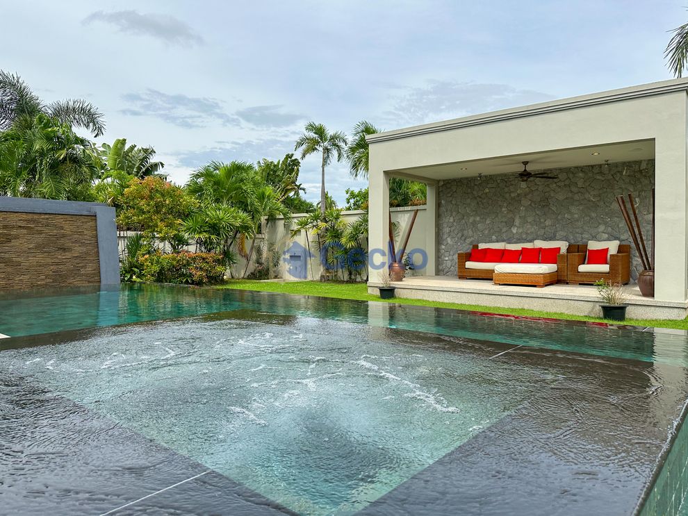 3 Bedrooms House in The Vineyard Phase II  East Pattaya H011189 (Photo 1)