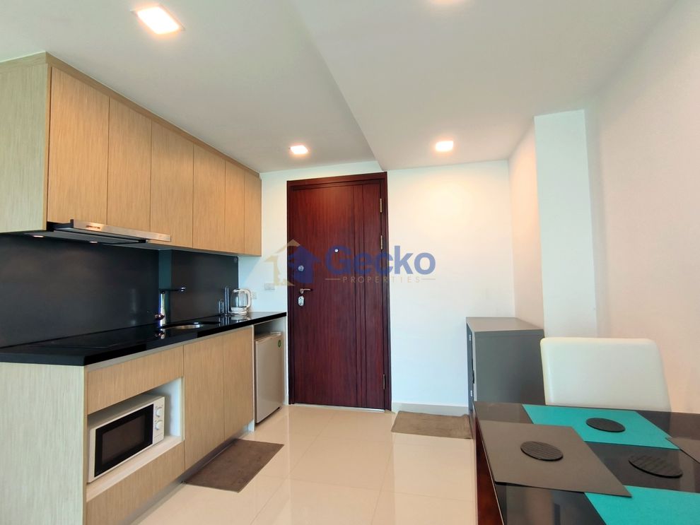 1 ห้องนอน คอนโดมิเนี่ยม in ลากูน่า บีช 3 เดอะ มัลดีฟ จอมเทียน C011203 (Photo 2)
