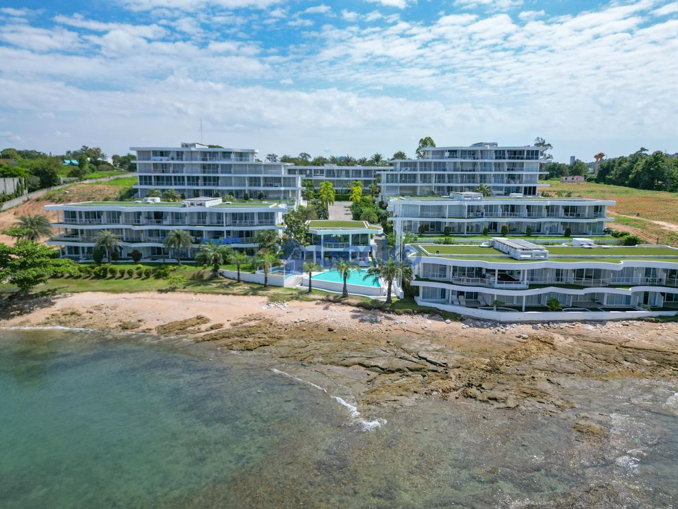 3 ห้องนอน คอนโดมิเนี่ยม in Pure Sunset Beach นาจอมเทียน C011222 (Photo 2)