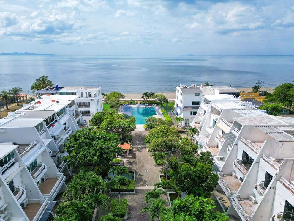 4 Bedrooms House in Chom Talay Resort  Jomtien H011228 (Cover Photo)