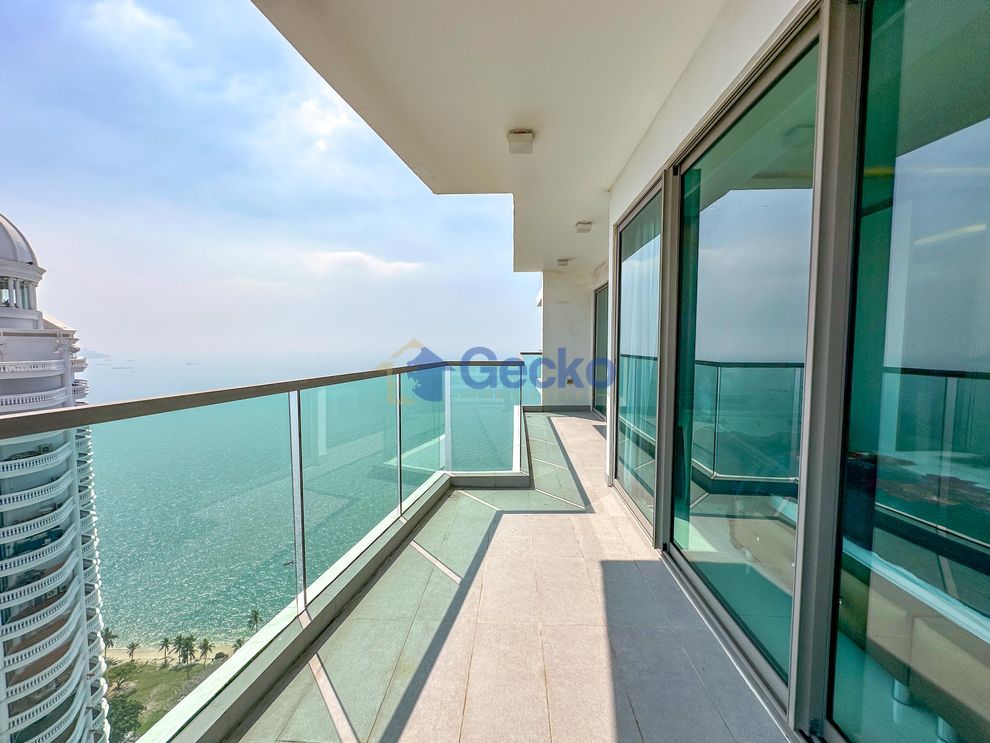 2 ห้องนอน คอนโดมิเนี่ยม in Wongamat Tower วงศ์อมาตย์ C011236 (Photo 1)