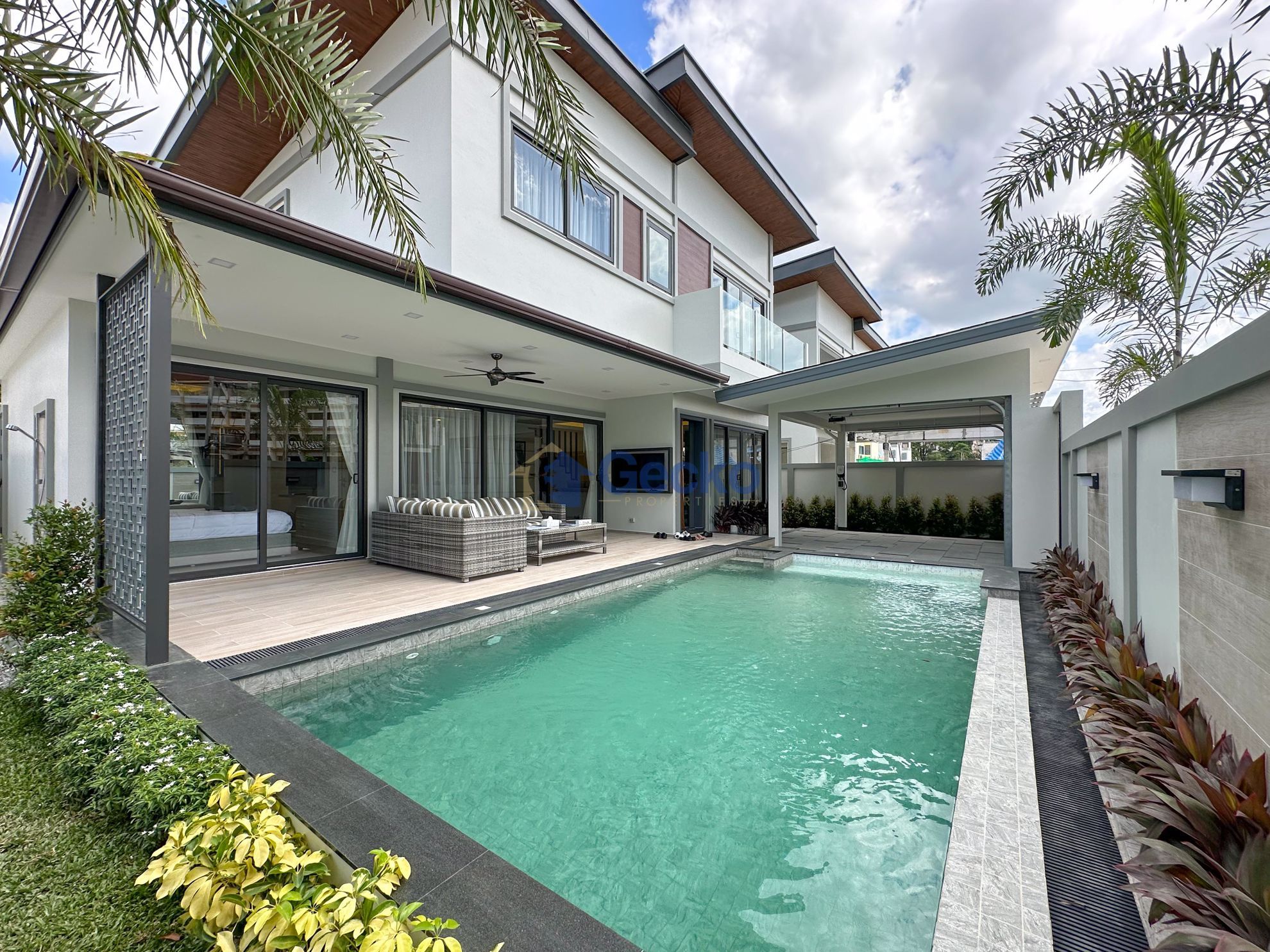 Zensiri Midtown Villas