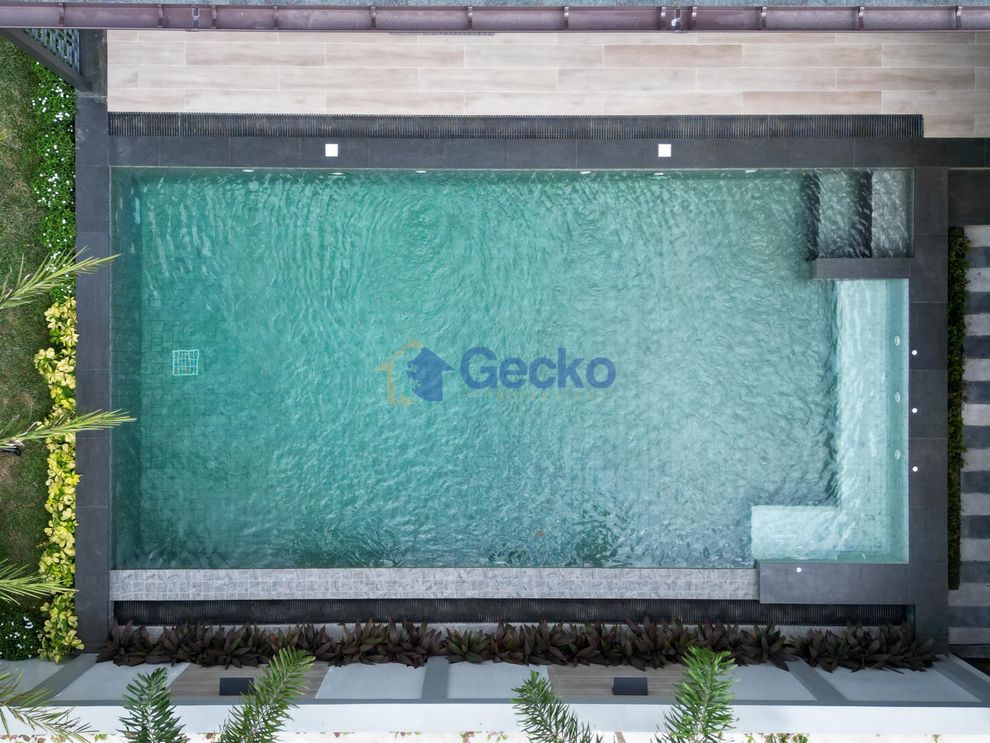 Zensiri Midtown Villas (Photo 1)