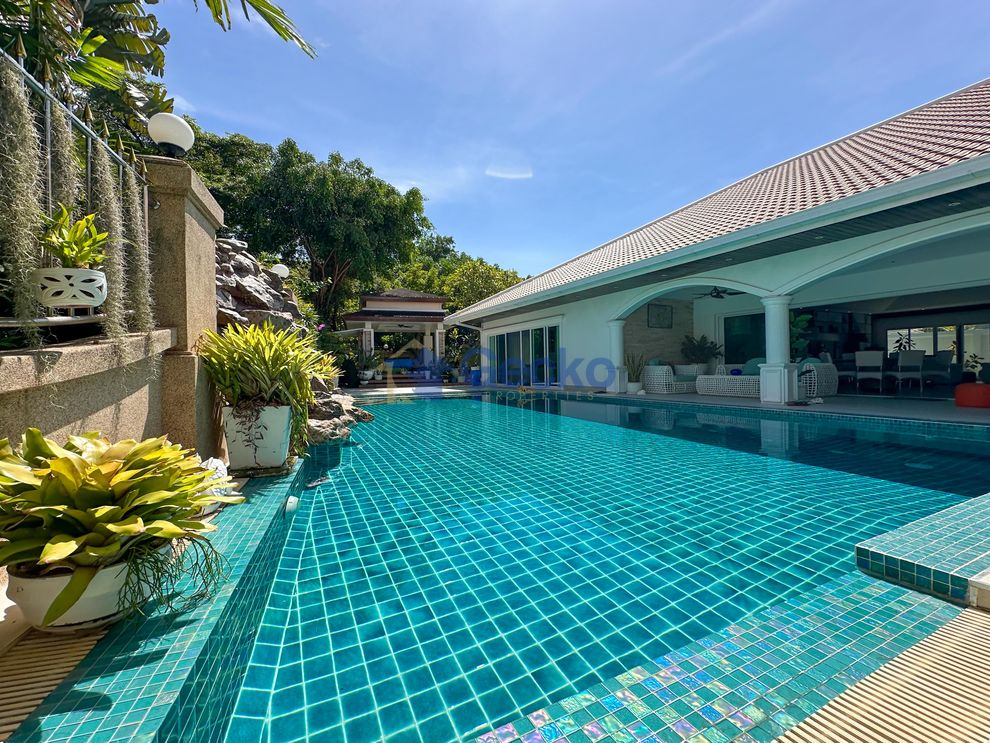 3 Bedrooms House in Jomtien Park Villas  Jomtien H011253 (Photo 1)