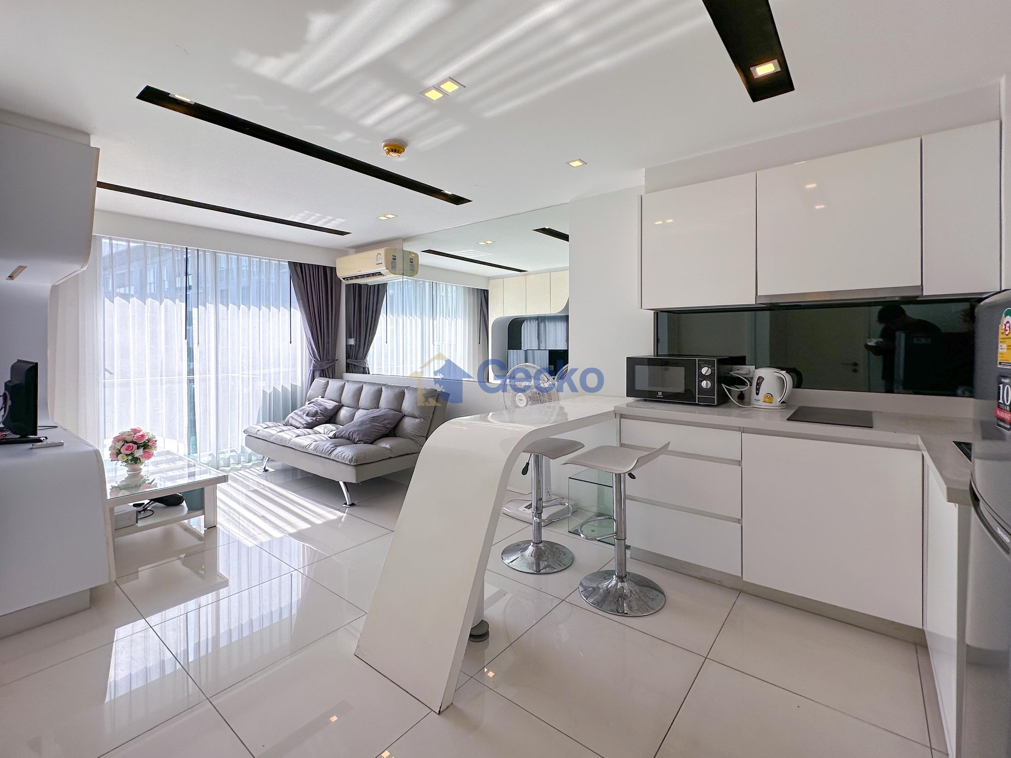 1 Bedroom Condo in City Center Residence Central Pattaya C011261 (Photo 4)
