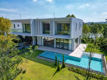 4 Bedrooms House in Glory Village Pattaya  Huay Yai H010014