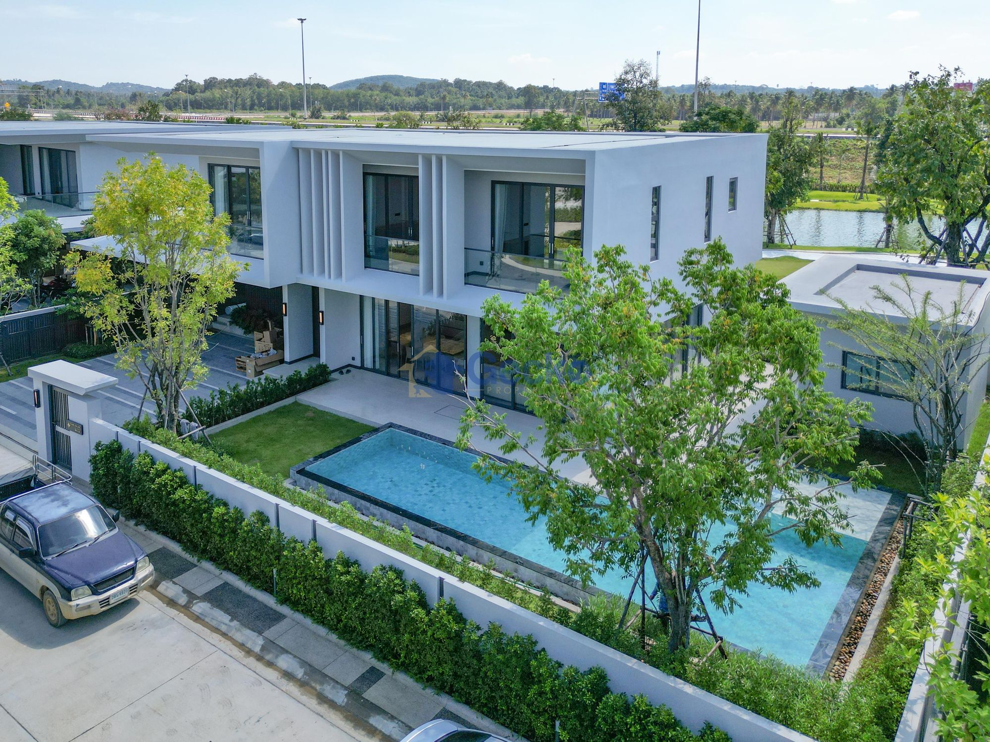 4 ห้องนอน บ้าน in Glory Village Pattaya  ห้วยใหญ่ H010014 (Photo 1)