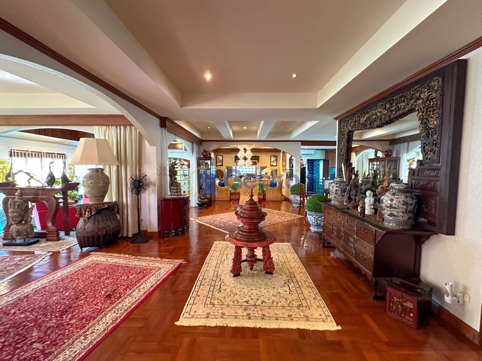 2 Bedrooms House in Grand Condotel  Jomtien H011272 (Photo 3)