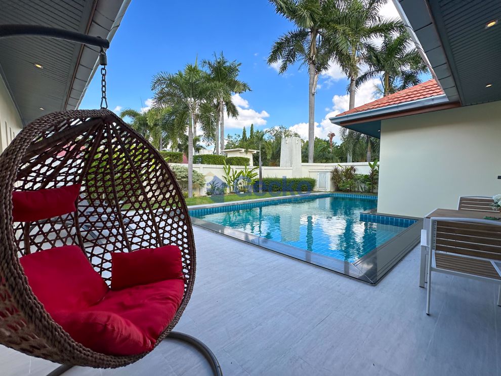 4 Bedrooms House in Whispering Palms  East Pattaya H011269 (Photo 3)