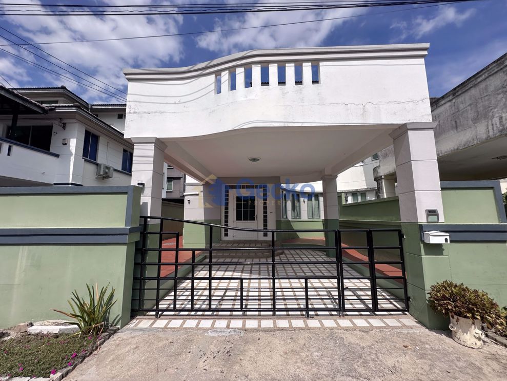 3 Bedrooms House in Chateau Dale Residence  East Pattaya H002317 (Cover Photo)