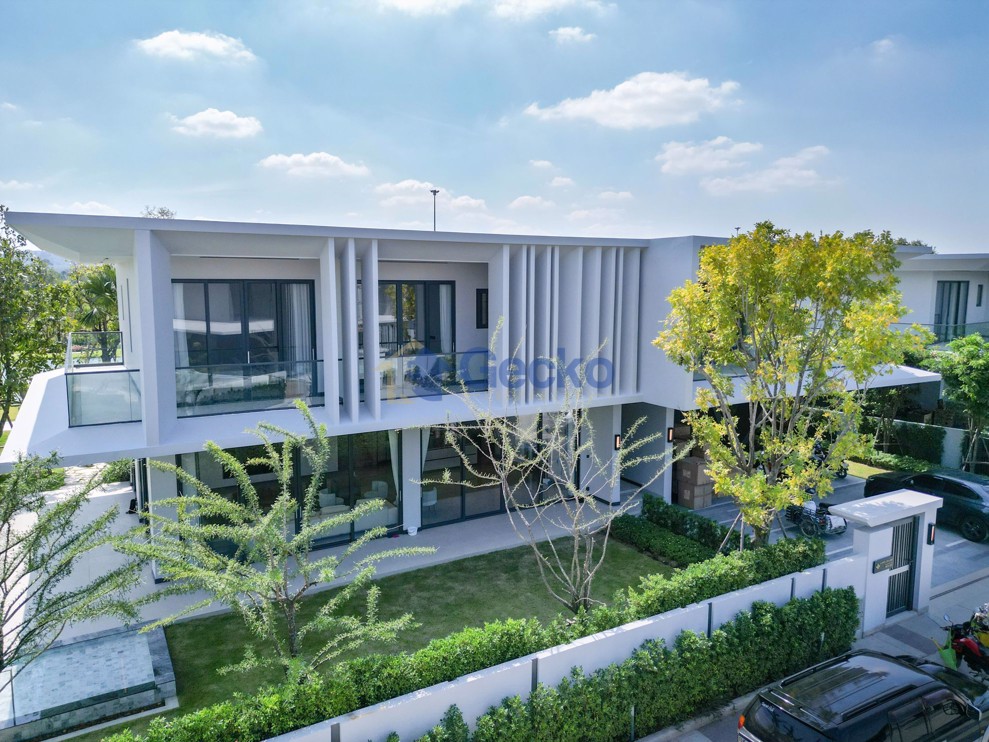Glory Village Pattaya (Photo 3)