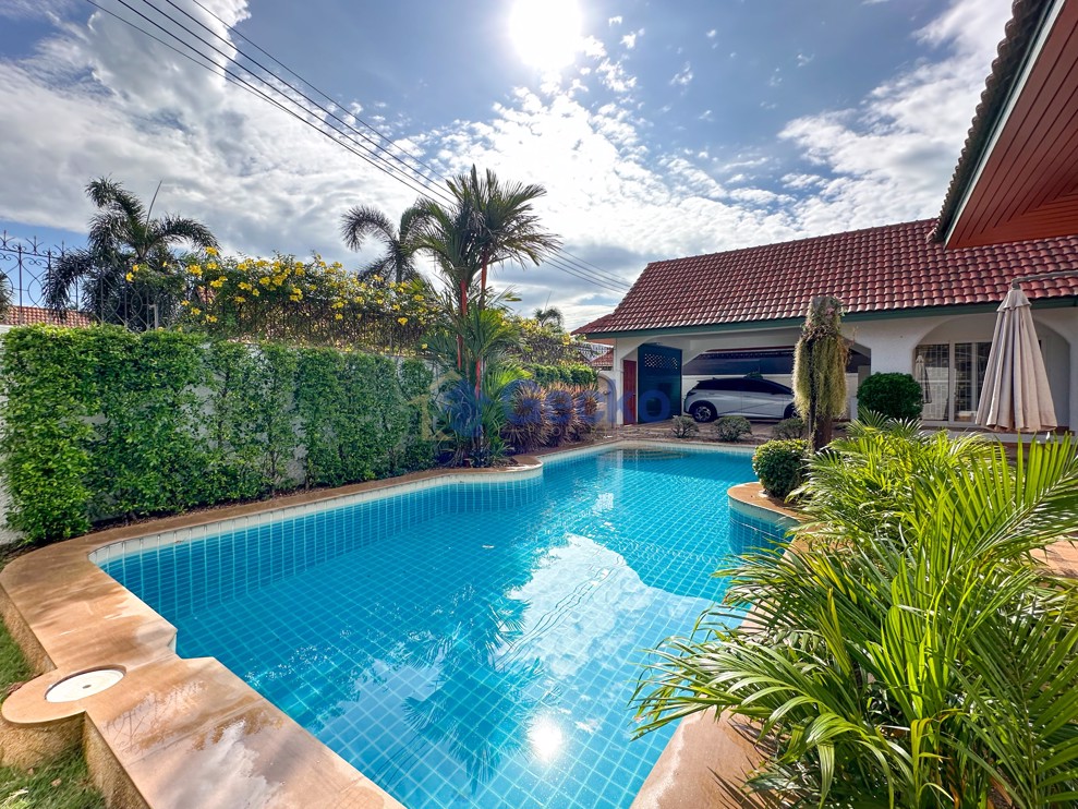 3 ห้องนอน บ้าน in Nirvana Pool 1  พัทยาตะวันออก H011292 (Photo 4)