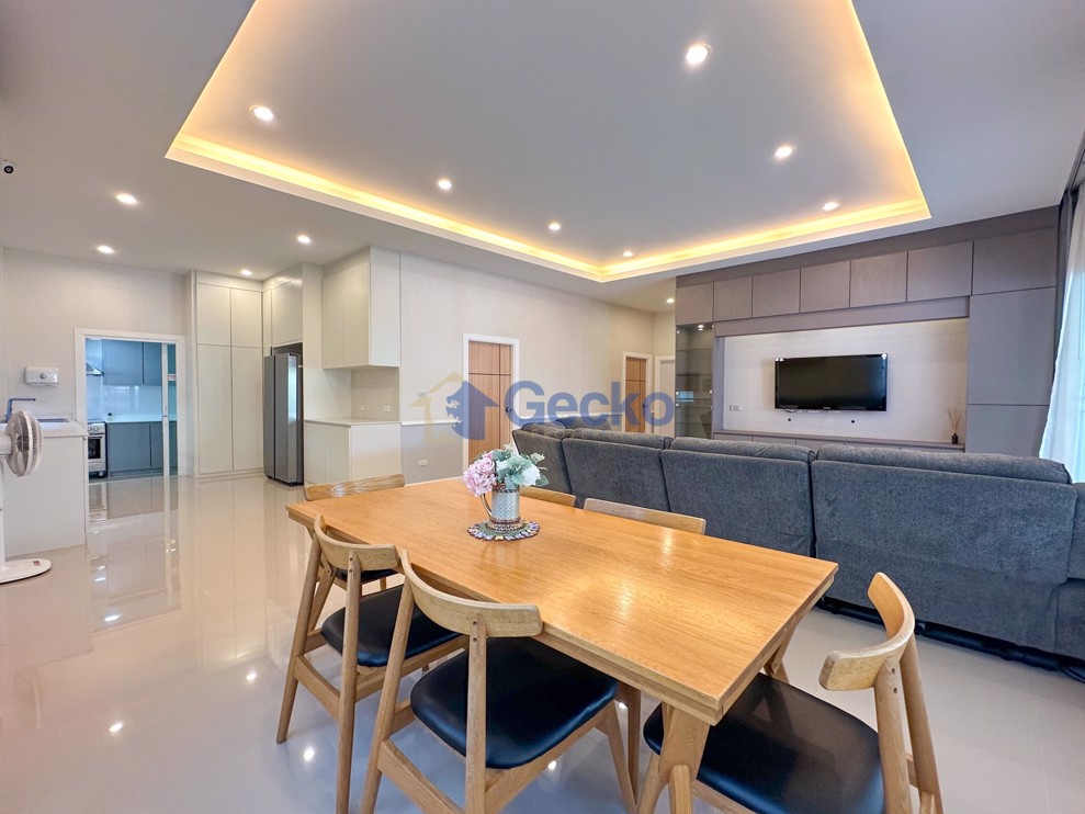 3 Bedrooms House in Garden Ville 5  Huay Yai H011328 (Photo 3)