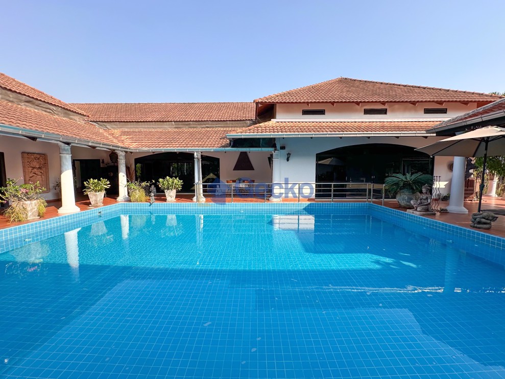6 ห้องนอน บ้าน in Paradise Villas 1  พัทยาตะวันออก H011344 (Photo 4)