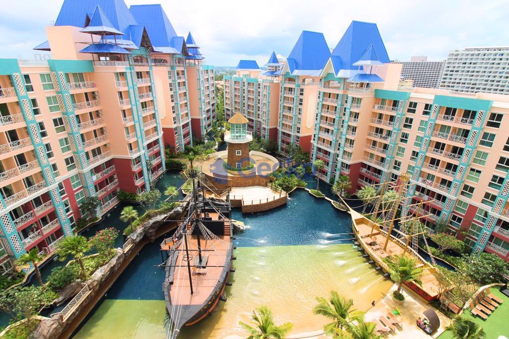 2 Bedrooms Condo in Grande Caribbean Condo Resort Jomtien C011357 (Photo 1)