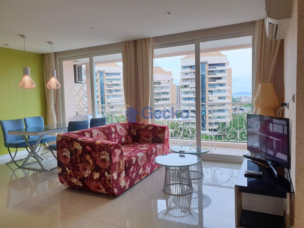 2 Bedrooms Condo in Grande Caribbean Condo Resort Jomtien C011357 (Photo 4)
