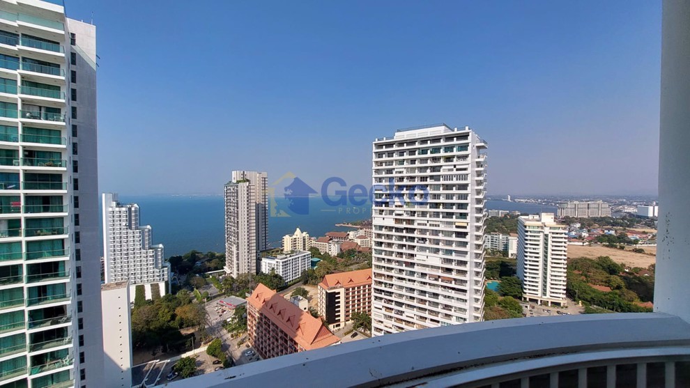 1 Bedroom Condo in Park Beach  Wongamat C011368 (Photo 2)