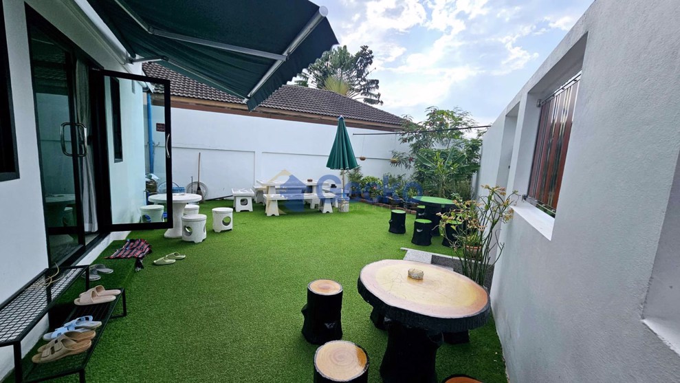 8 ห้องนอน บ้าน  พัทยาตะวันออก H011371 (Photo 3)