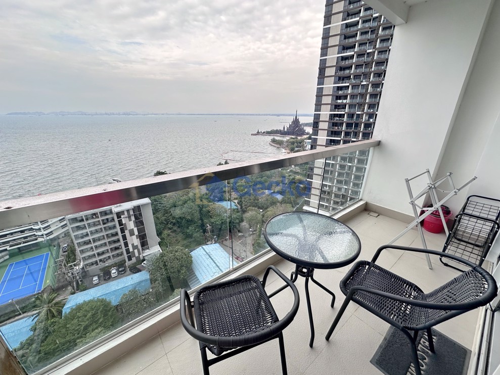Studio Condo in The Palm Wongamat Wongamat C011378 (Cover Photo)