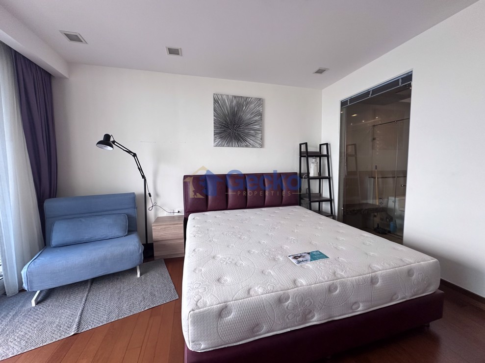 Studio Condo in The Palm Wongamat Wongamat C011378 (Photo 4)