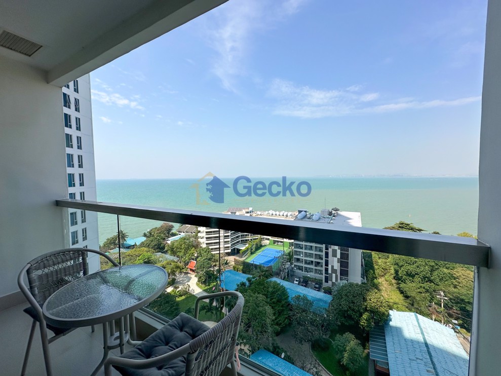 Studio Condo in The Palm Wongamat Wongamat C011379 (Photo 1)