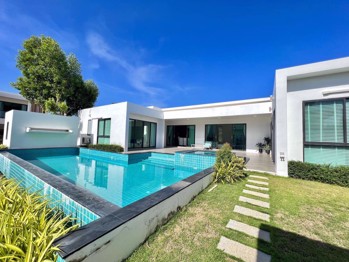 Picture of Palm Lakeside Villas