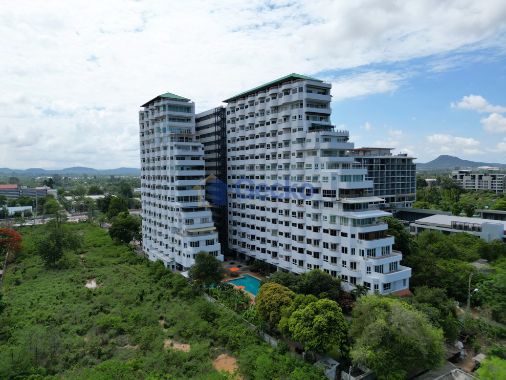 Grand View Condo Pattaya (Cover Photo)