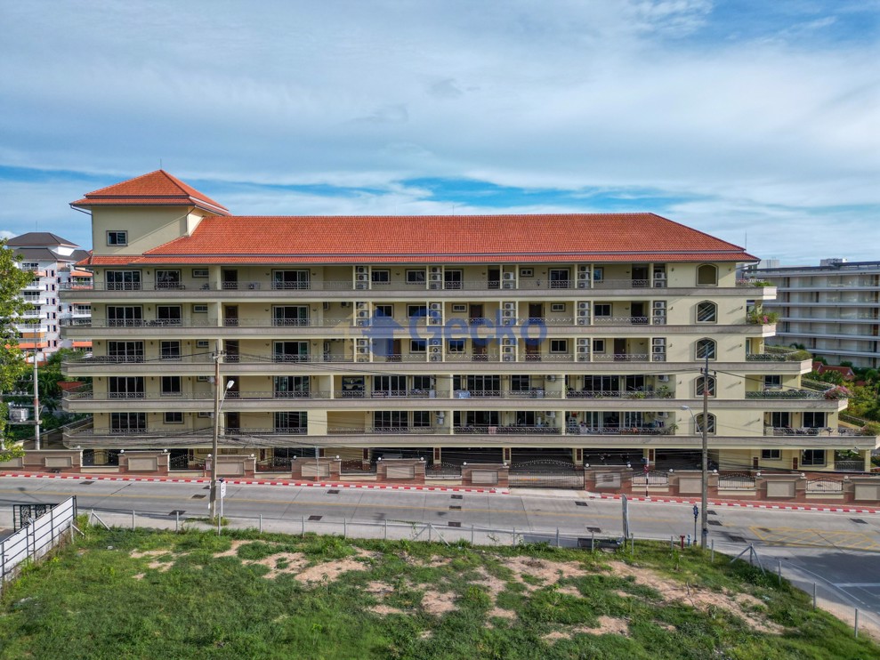 Nordic Park Hill (Photo 1)