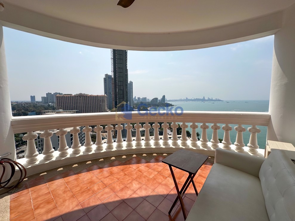 1 Bedroom Condo in Park Beach  Wongamat C011382 (Photo 1)