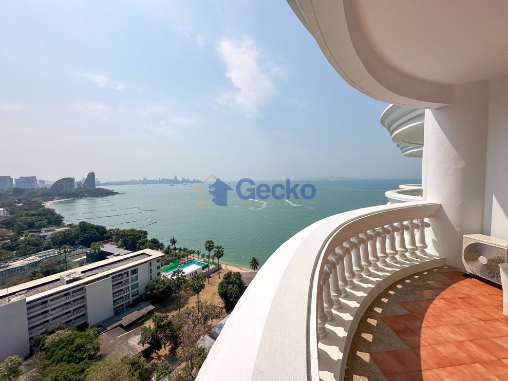 1 Bedroom Condo in Park Beach  Wongamat C011382 (Photo 3)