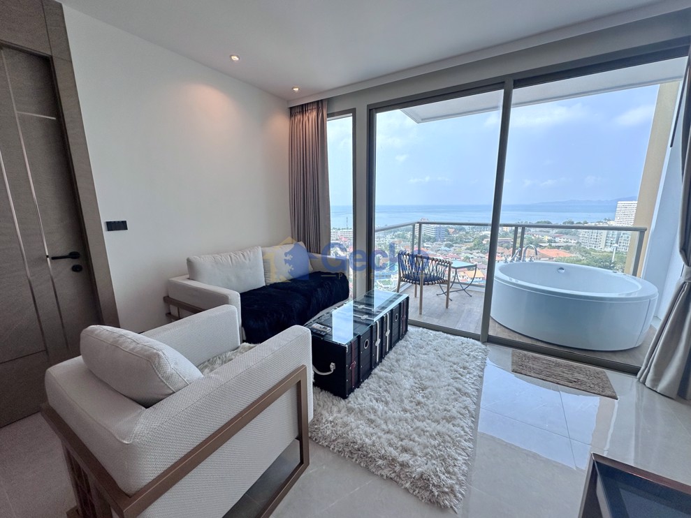 Condo in The Riviera Ocean Drive  Jomtien C011387 (Photo 4)