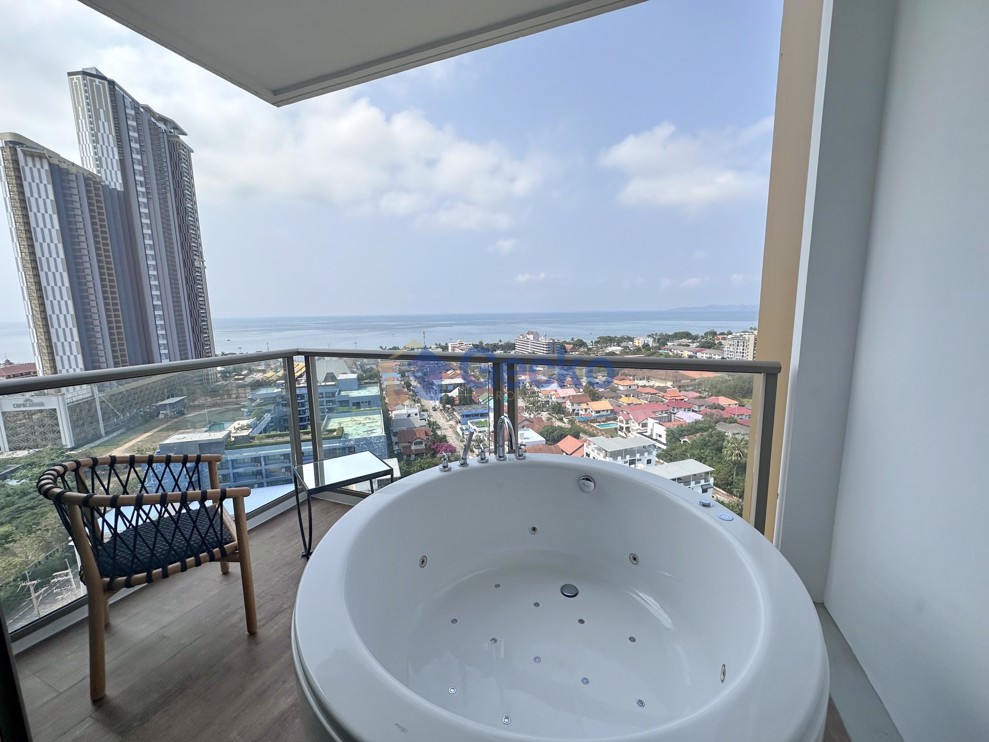 Condo in The Riviera Ocean Drive  Jomtien C011387 (Cover Photo)
