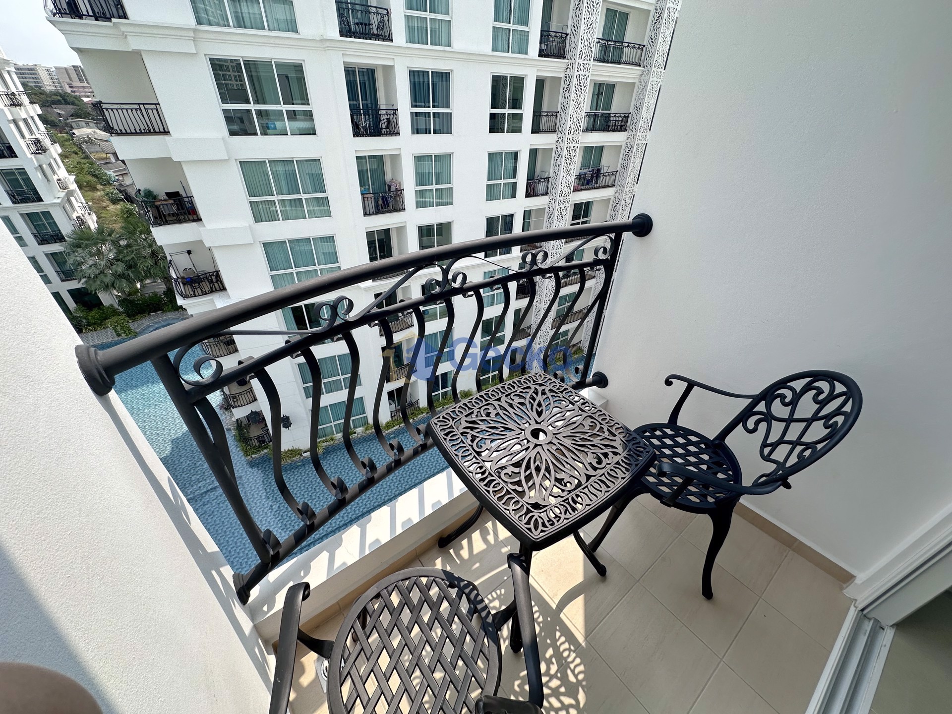 1 ห้องนอน คอนโดมิเนี่ยม in City Garden Olympus พัทยาใต้ C011388