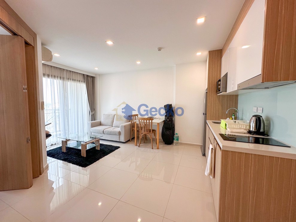 1 Bedroom Condo in City Garden Tropicana Wongamat C010385 (Photo 3)
