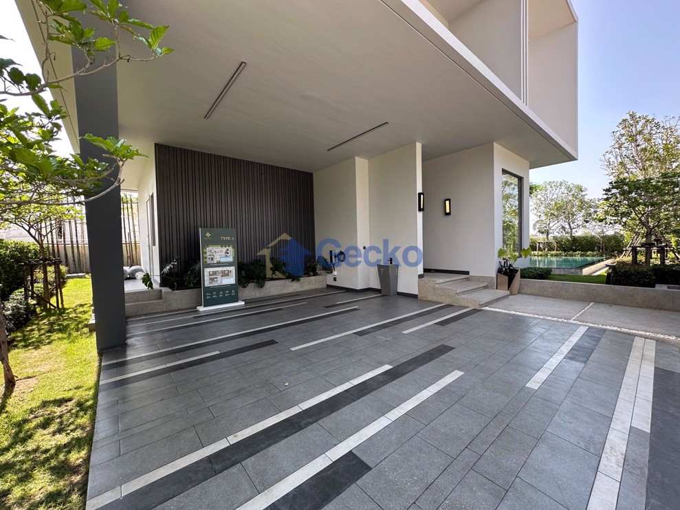 3 Bedrooms House in Glory Village Pattaya  Huay Yai H010015 (Photo 1)