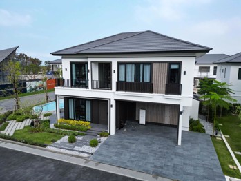 4 Bedrooms House in Chieftain  East Pattaya H011123