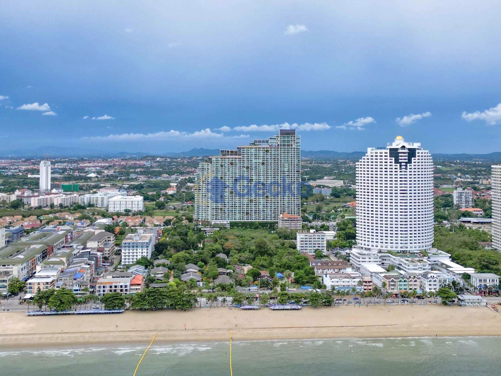 1 Bedroom Condo in The Riviera Jomtien Jomtien C011421 (Photo 1)
